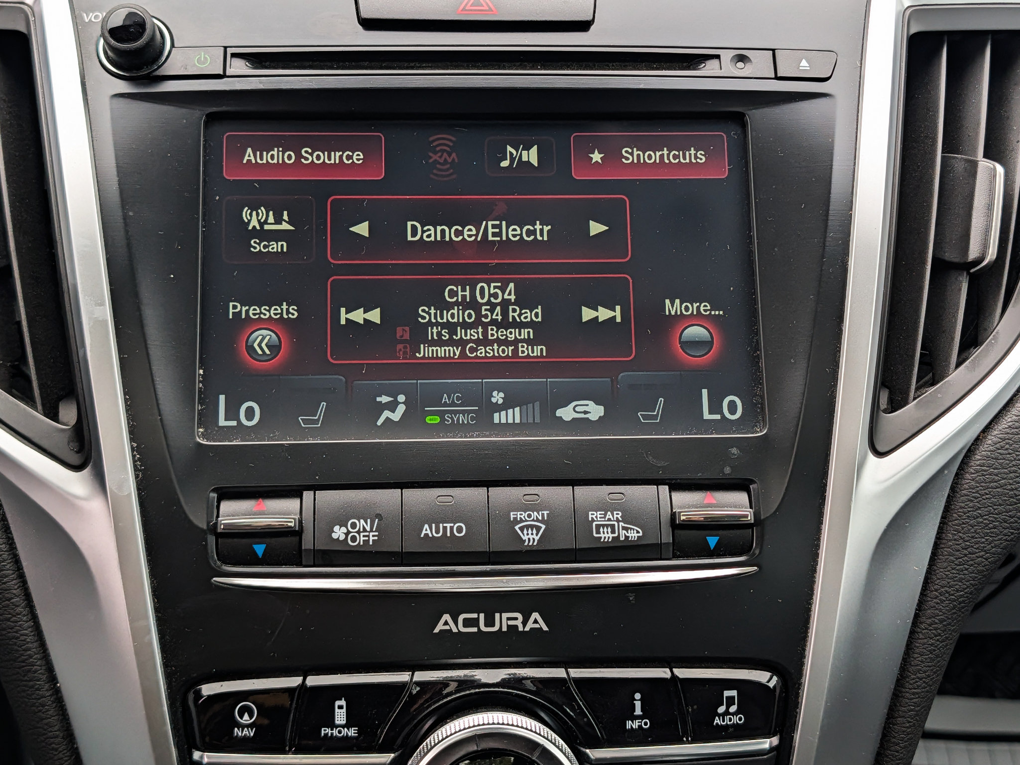 Used 2016 Acura TLX w/ Technology Package AWD/4WD image 29
