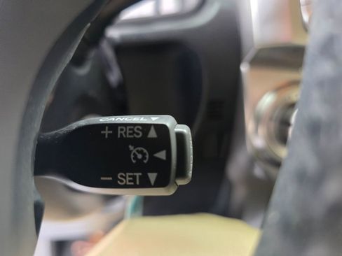 Used 2017 Toyota 4Runner SR5 RWD image 19