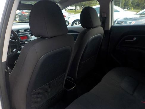 Used 2017 Kia Rio LX image 19