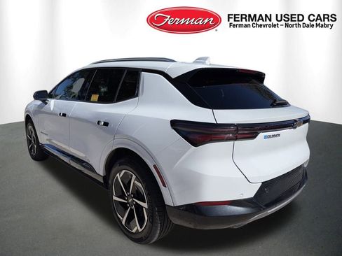 Used 2025 Chevrolet Equinox EV LT image 12