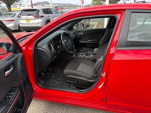 Used 2023 Dodge Charger SXT RWD image 9