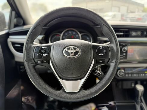 Used 2014 Toyota Corolla LE FWD image 34