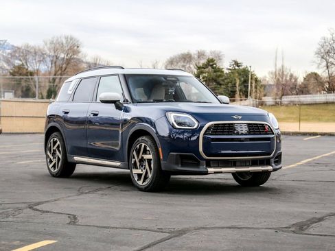 New 2026 MINI Cooper Countryman S w/ Comfort Package Max image 7
