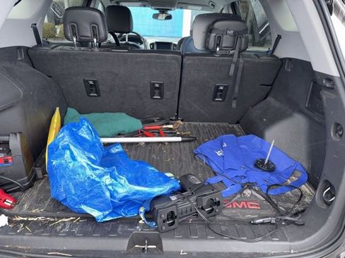 Used 2019 GMC Terrain SLT w/ Preferred Package image 17