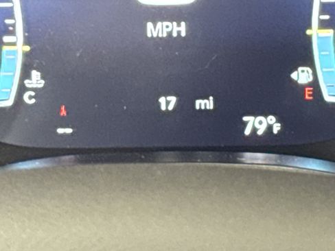 New 2026 Chrysler Voyager LX image 20