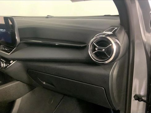 Used 2025 Chevrolet Equinox LT FWD image 16
