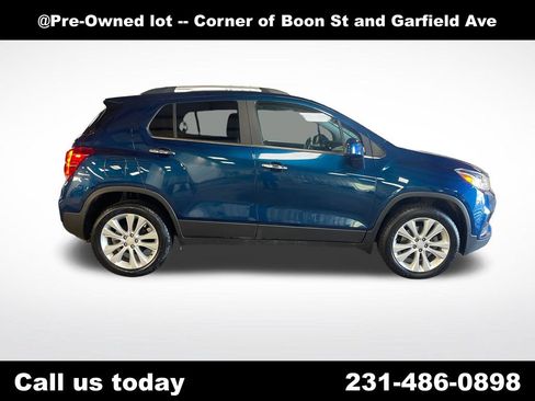 Used 2020 Chevrolet Trax Premier AWD/4WD image 6