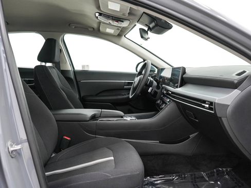 Used 2024 Hyundai Sonata SEL FWD image 11