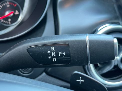 Used 2019 Mercedes-Benz GLA 250 4MATIC image 24