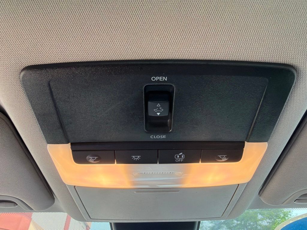 Used 2022 Nissan Altima 2.0 SR FWD image 41