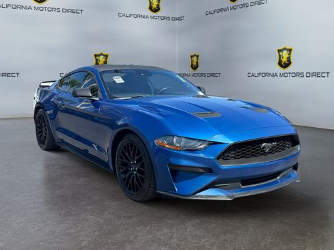 Used 2022 Ford Mustang Coupe RWD image 7