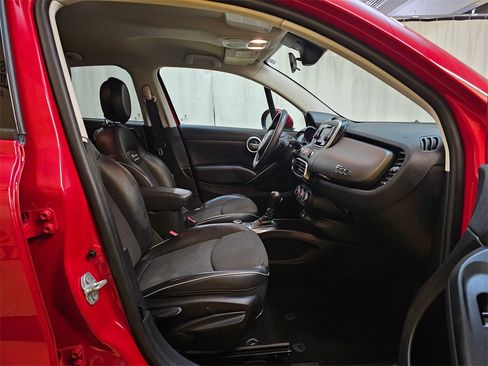 Used 2017 FIAT 500X Trekking image 10