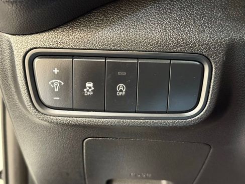 Used 2023 Kia Soul LX w/ LX Technology Package image 28