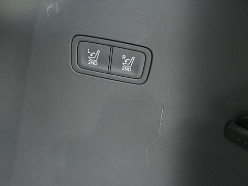 Used 2025 Hyundai Santa Fe Limited image 16