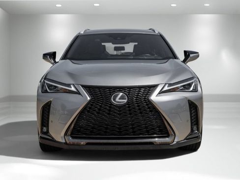 Used 2019 Lexus UX 200 F Sport w/ F Sport Premium Package FWD image 7