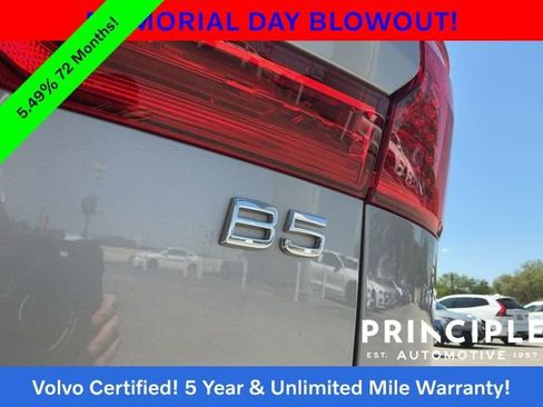 Certified 2023 Volvo XC60 B5 Plus FWD image 16