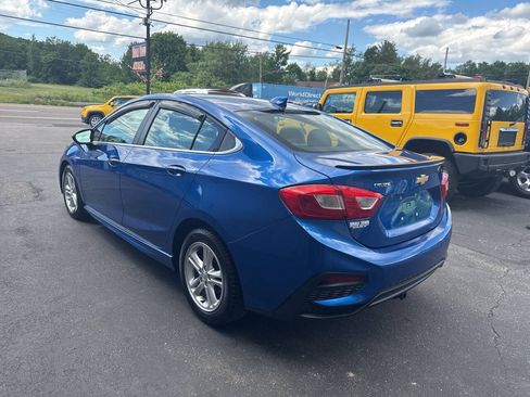 Used 2016 Chevrolet Cruze LT w/ Convenience Package FWD image 6