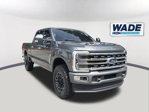 Used 2024 Ford F250 Platinum AWD/4WD image 3