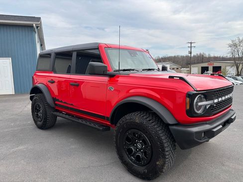 Used 2022 Ford Bronco Wildtrak image 7