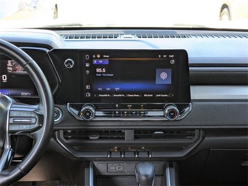 Certified 2023 Chevrolet Colorado LT image 18