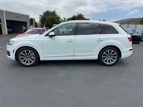 Used 2018 Audi Q7 3.0T Premium Plus w/ Premium Plus Package AWD/4WD image 2