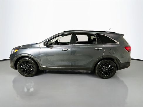 Used 2020 Kia Sorento S image 5