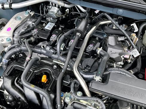 New 2026 Nissan Sentra SR FWD image 17