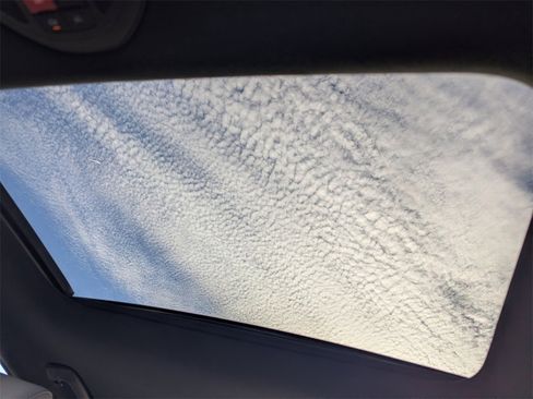 Used 2025 Genesis G70 2.5T w/ Sport Prestige Package image 27