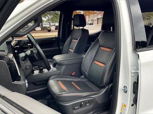 Used 2023 GMC Sierra 1500 AT4 w/ AT4 Preferred Package image 25