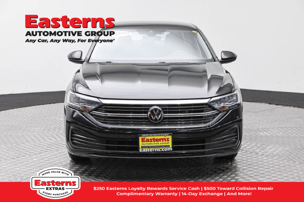 Used 2024 Volkswagen Jetta S FWD image 3