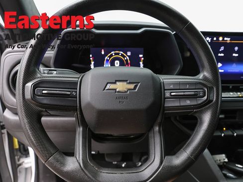 Used 2023 Chevrolet Colorado W/T RWD image 10