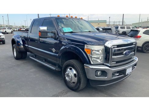 Used 2015 Ford F350 Lariat w/ Lariat Ultimate Package AWD/4WD image 4