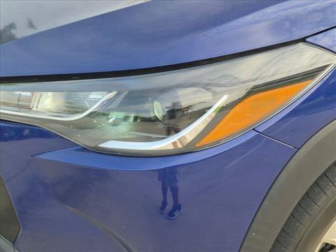 Certified 2022 Toyota Corolla Cross LE FWD image 10