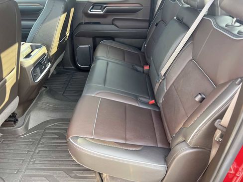 Used 2024 GMC Sierra 1500 Denali w/ Denali Reserve Package image 22