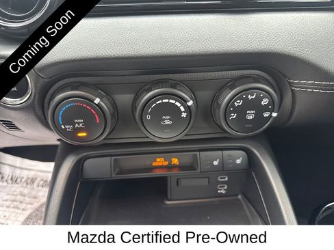Used 2025 MAZDA MX-5 Miata Club w/ Appearance Package RWD image 26