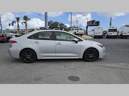 Used 2024 Toyota Corolla LE image 35