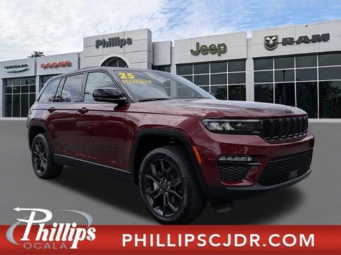 Certified 2025 Jeep Grand Cherokee Limited w/ Trailer Tow Package AWD/4WD image 1