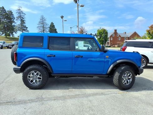 New 2025 Ford Bronco Badlands image 4