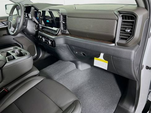 New 2026 Chevrolet Silverado 1500 LT w/ Leather Package AWD/4WD image 28