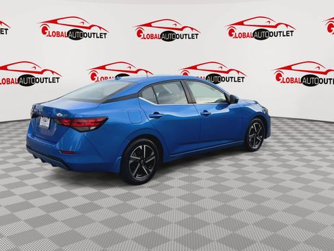 Used 2024 Nissan Sentra SV FWD image 8