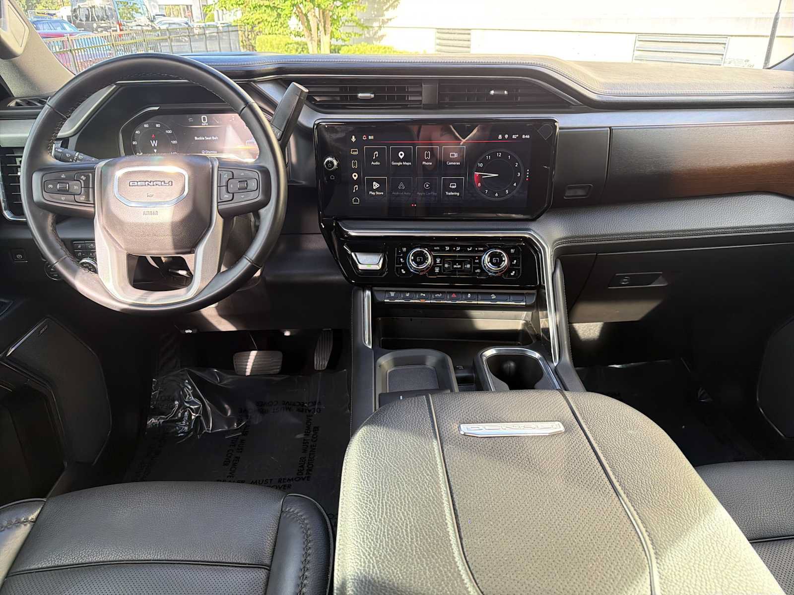 Used 2024 GMC Sierra 2500 Denali w/ Denali Reserve Package AWD/4WD image 16