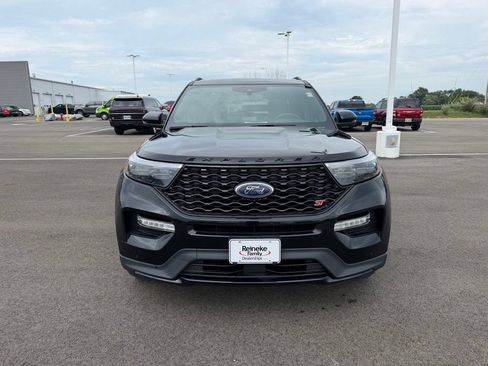 Used 2023 Ford Explorer ST w/ Technology Package AWD/4WD image 2