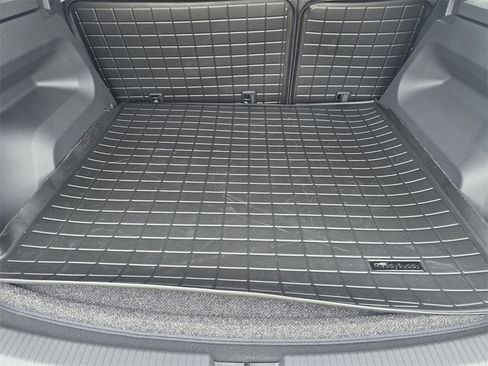 New 2025 Volkswagen Atlas Cross Sport SEL image 22