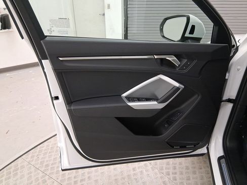 New 2025 Audi Q3 2.0T Premium image 20