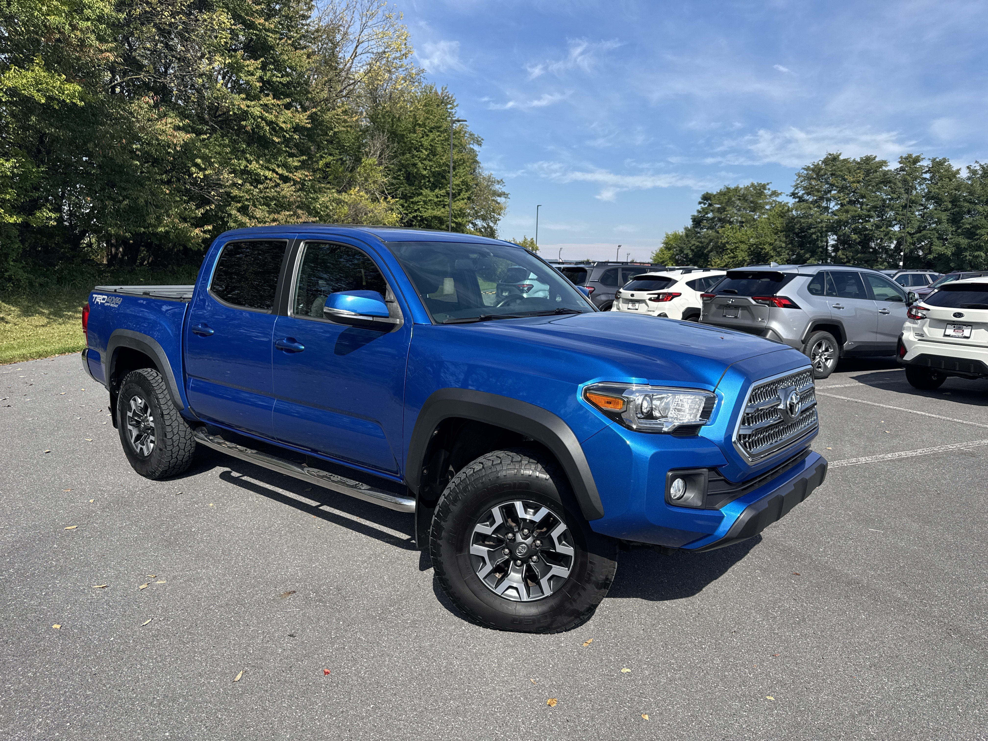 Used 2016 Toyota Tacoma TRD Off-Road w/ Towing Package AWD/4WD image 22