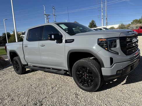 Used 2024 GMC Sierra 1500 Elevation w/ Elevation Premium Package AWD/4WD image 2