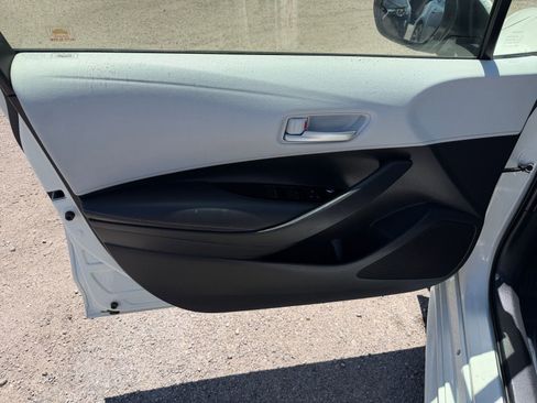 Used 2019 Toyota Corolla SE w/ SE Option Package FWD image 19