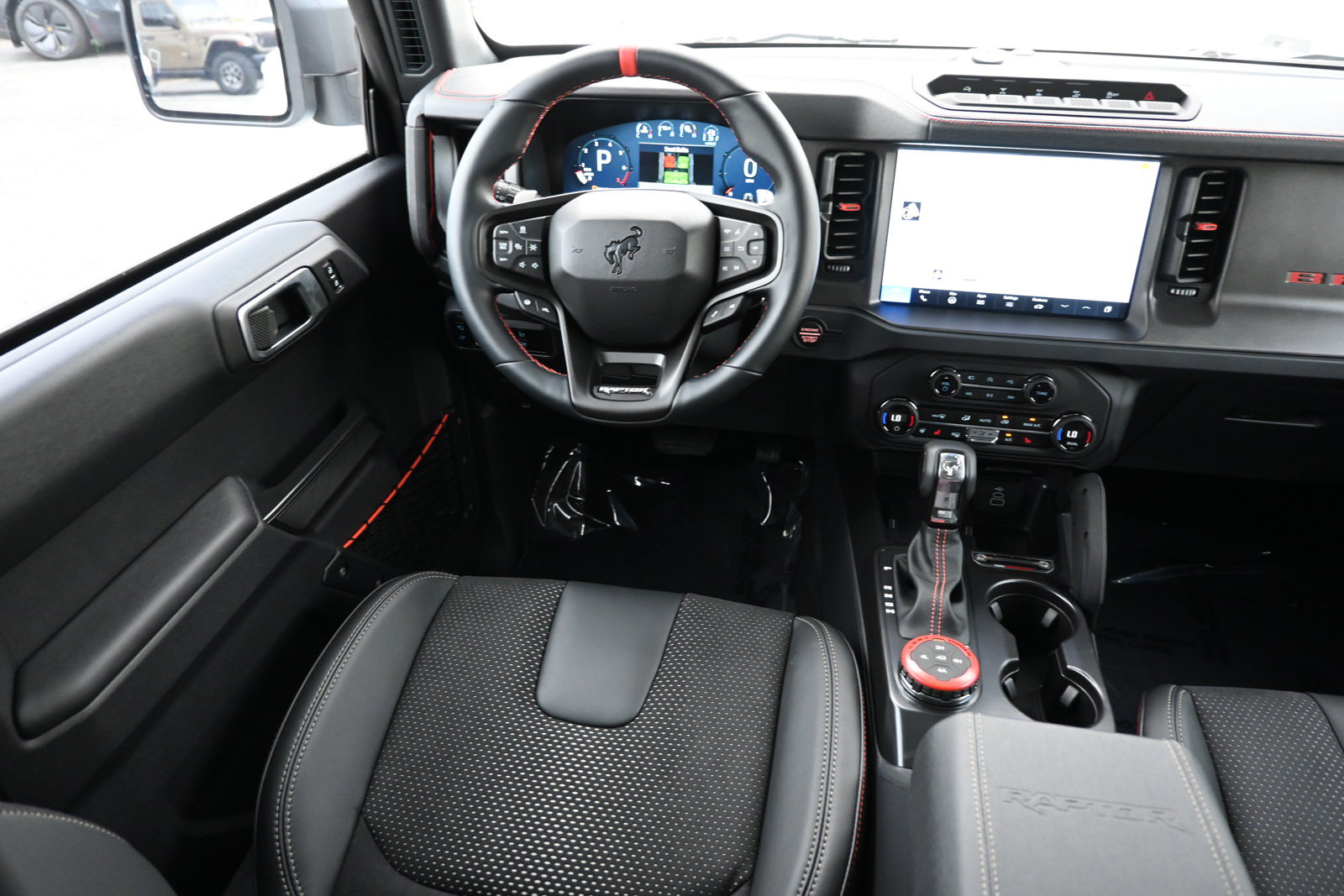 New 2026 Ford Bronco Raptor AWD/4WD image 33