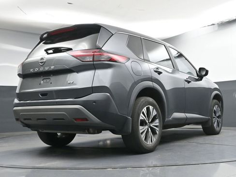 Certified 2023 Nissan Rogue SV FWD image 23