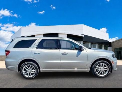 Used 2025 Dodge Durango GT AWD/4WD image 13
